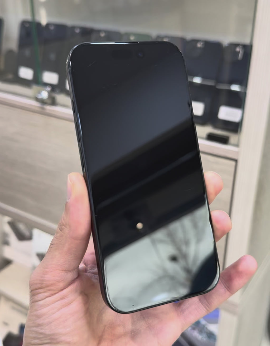 iPhone 16 Pro 256 Go batterie 93%